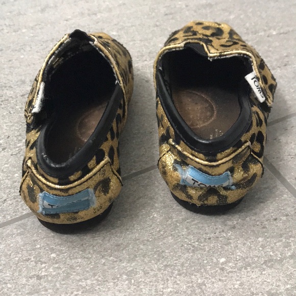 Toms shoes - Picture 3 of 5